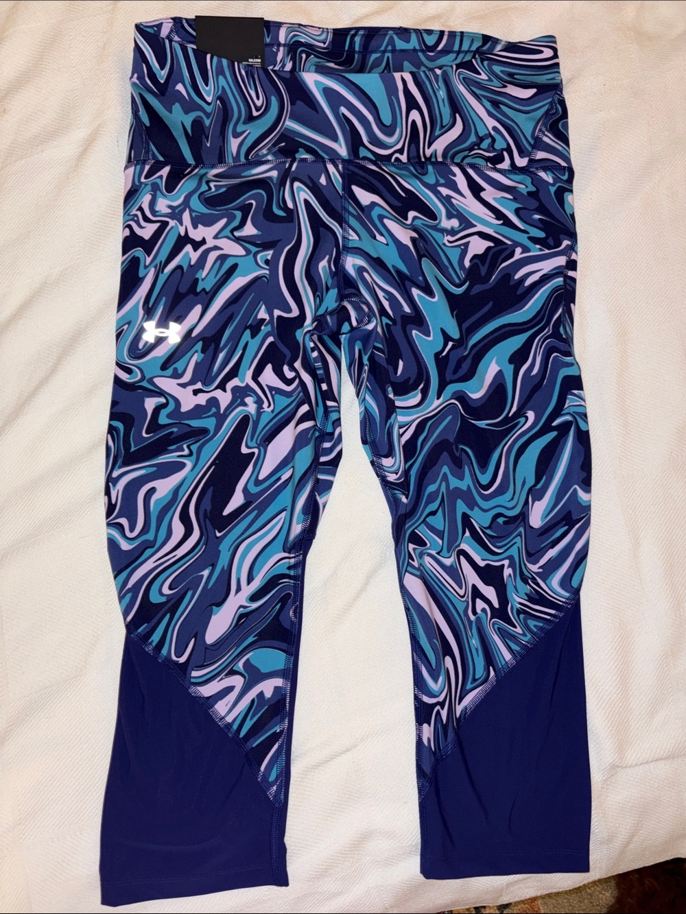 Under Armour Navy and Teal Patterned Capri Leggings